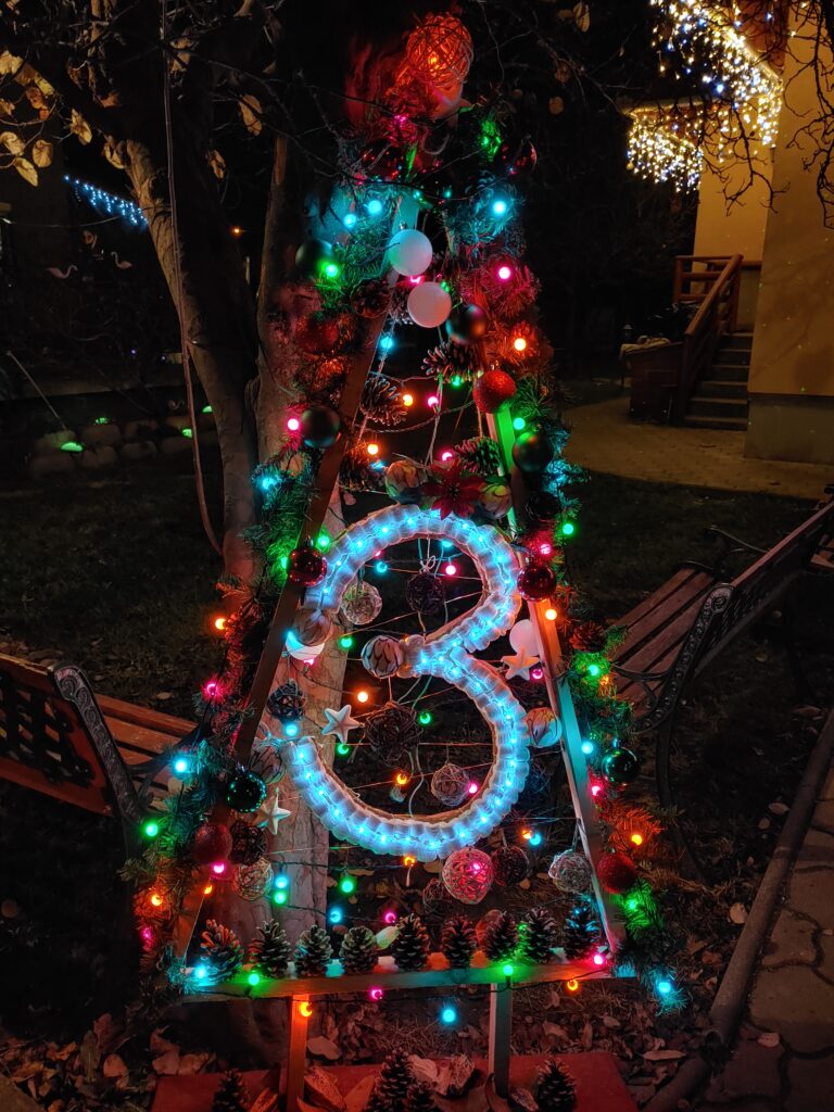 Tárnok lakossága idén már ötödik alkalommal számol vissza együtt az adventi várakozásban december 1-jétől karácsonyig.