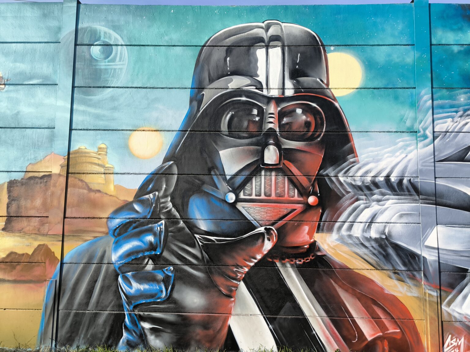 A világűr csodái: újabb lenyűgöző graffiti Tárnokon